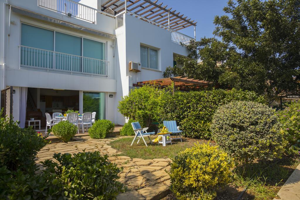 Protaras Beachfront Sirina Lina Suite Paralimni Exterior photo